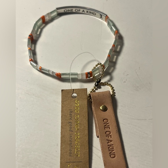 SCOUT “One of a kind” bracelet~ NWT! - Picture 3 of 6